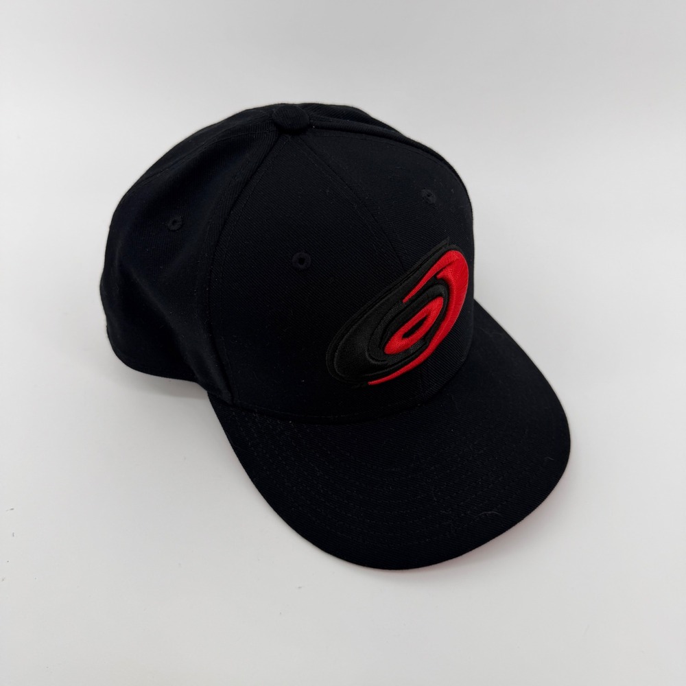 Mitchell & Ness Carolina Hurricanes Hat 7 1/4 Black Carolina Fitted Hockey NWOT
